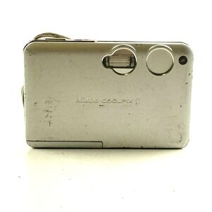 Nikon Coolpix S1 Compact Digital Camera Silver 5.1MP Auto Focus 3x Optical Zoom